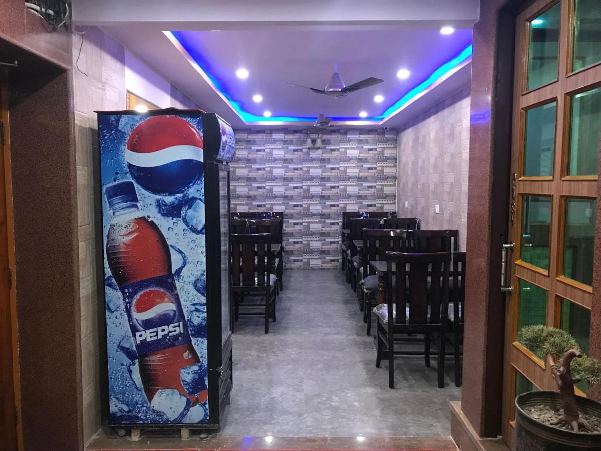 Golden Lodge Varanasi Luaran gambar